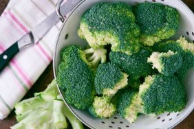 How to make baby food from fresh broccoli