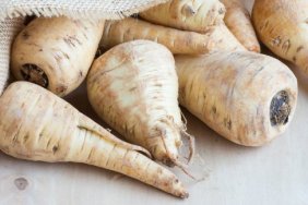 How to make baby food from parsnips